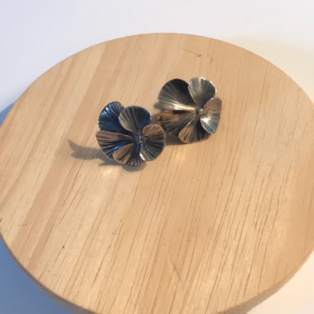 Vintage Stuart Nye Pansy Earrigs